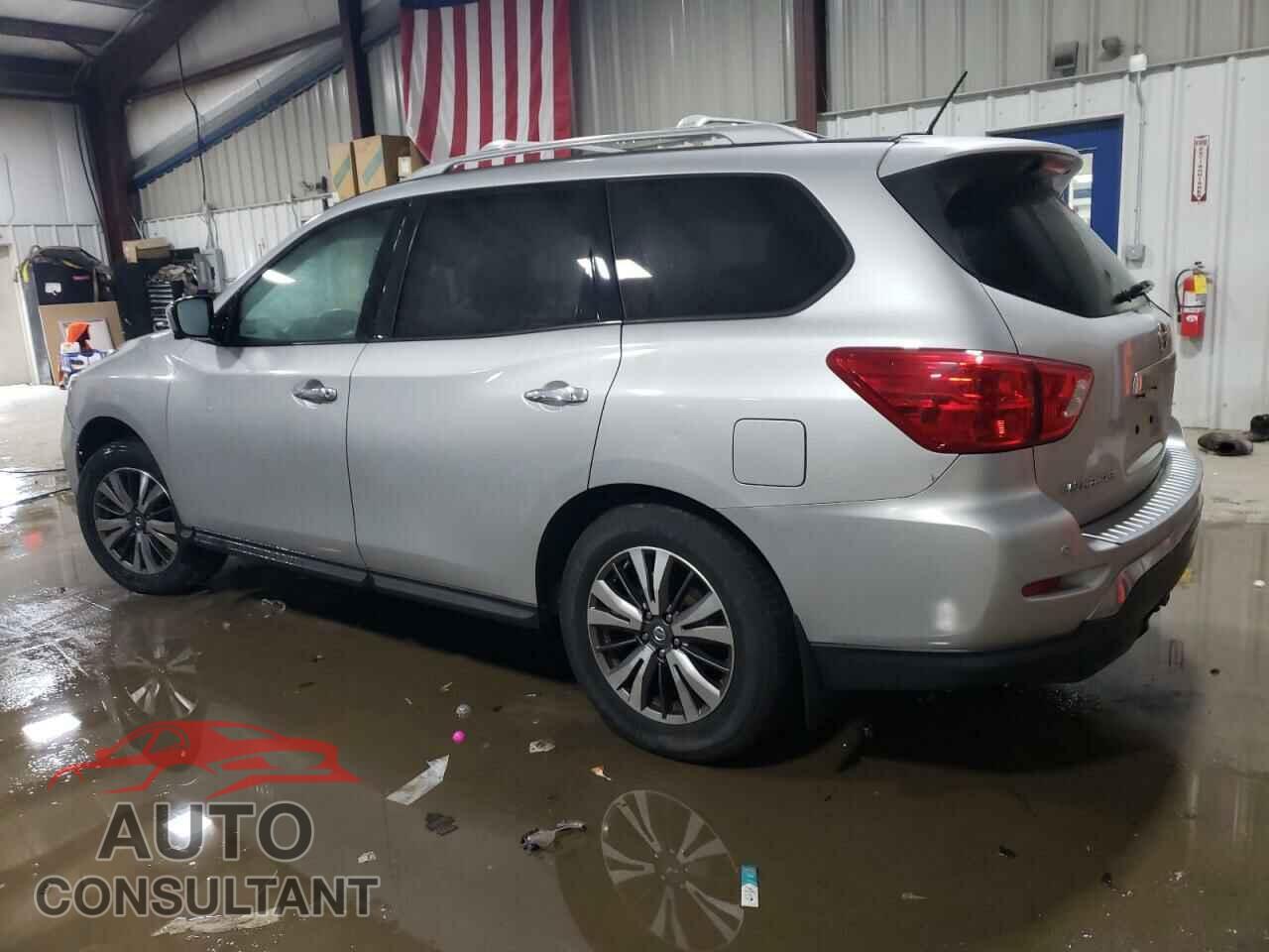 NISSAN PATHFINDER 2017 - 5N1DR2MM7HC604294