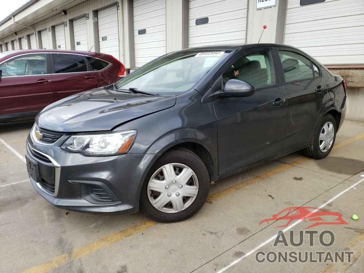 CHEVROLET SONIC 2018 - 1G1JB5SH0J4125145