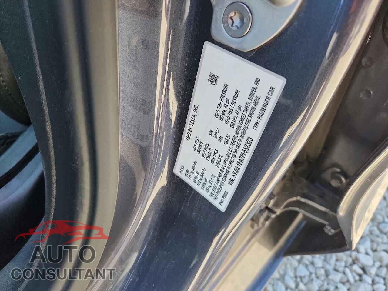 TESLA MODEL 3 2023 - 5YJ3E1EA7PF552323