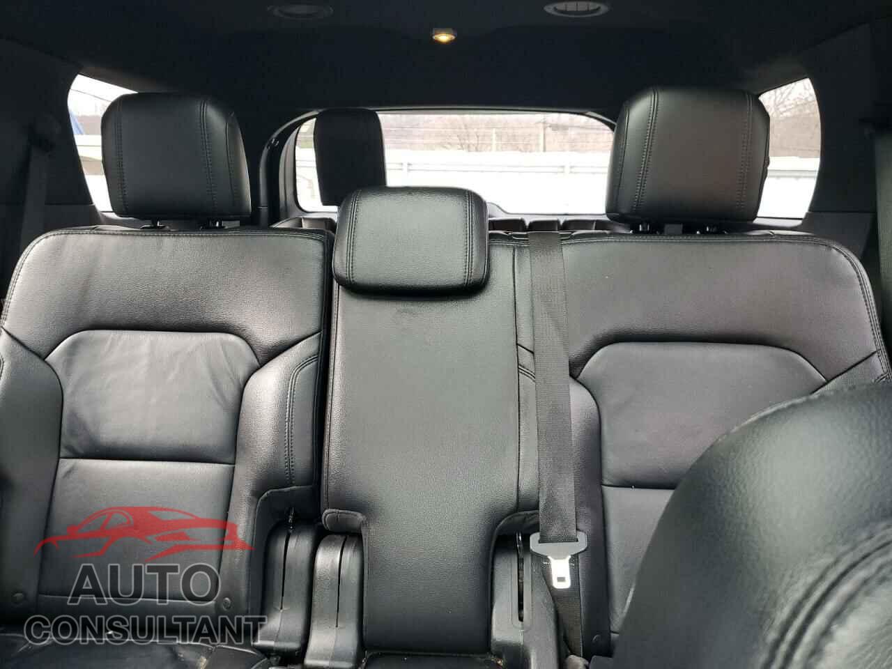 FORD EXPLORER 2017 - 1FM5K8D8XHGC16581