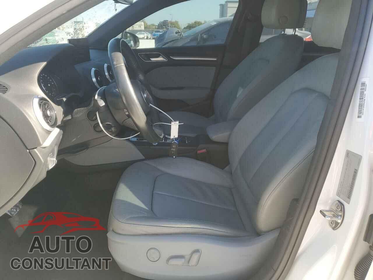 AUDI A3 2017 - WAUB8GFF9H1059573