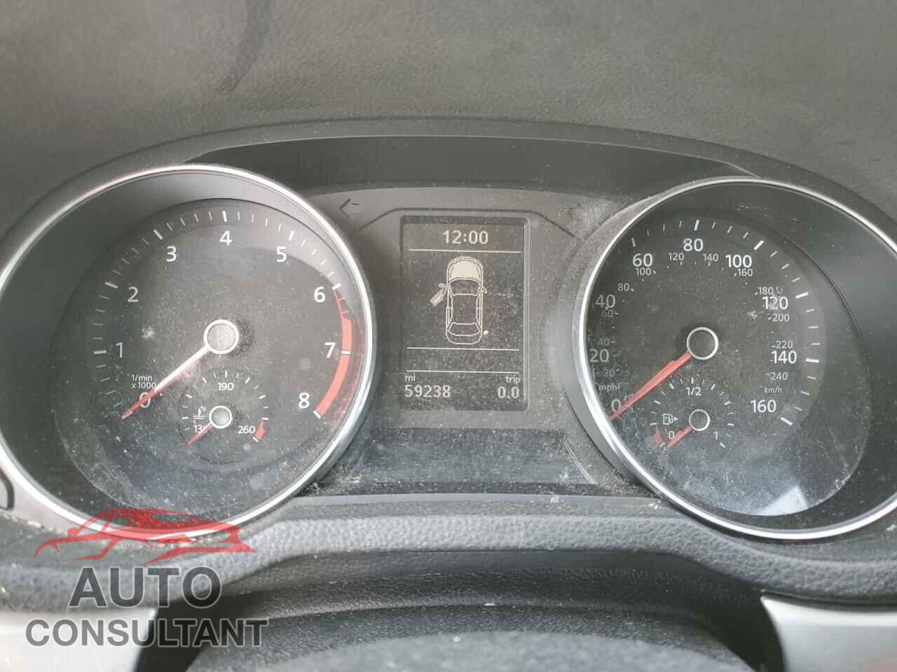 VOLKSWAGEN PASSAT 2017 - 1VWAT7A32HC005947