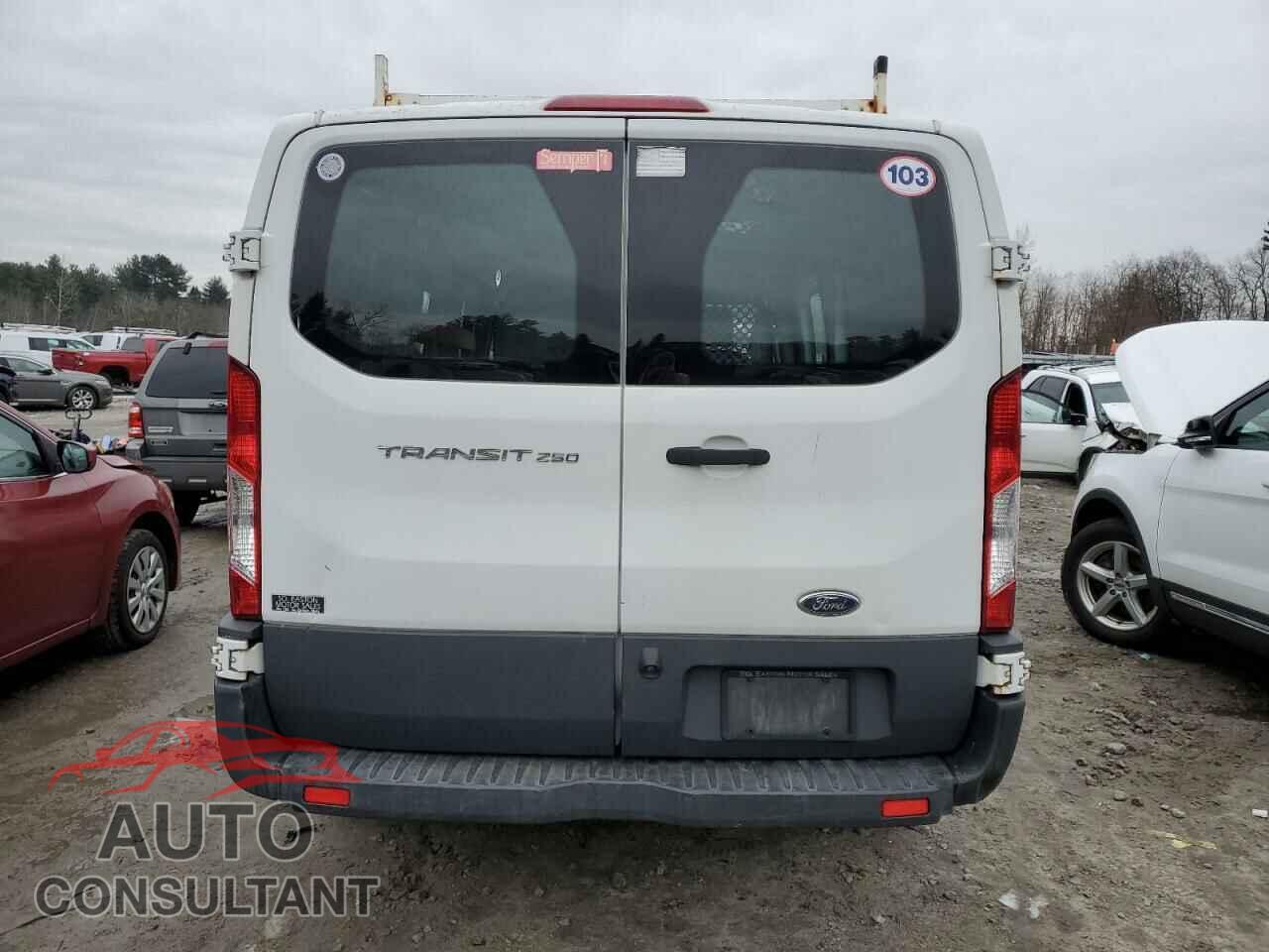 FORD TRANSIT 2016 - 1FTYR1ZM1GKA70884