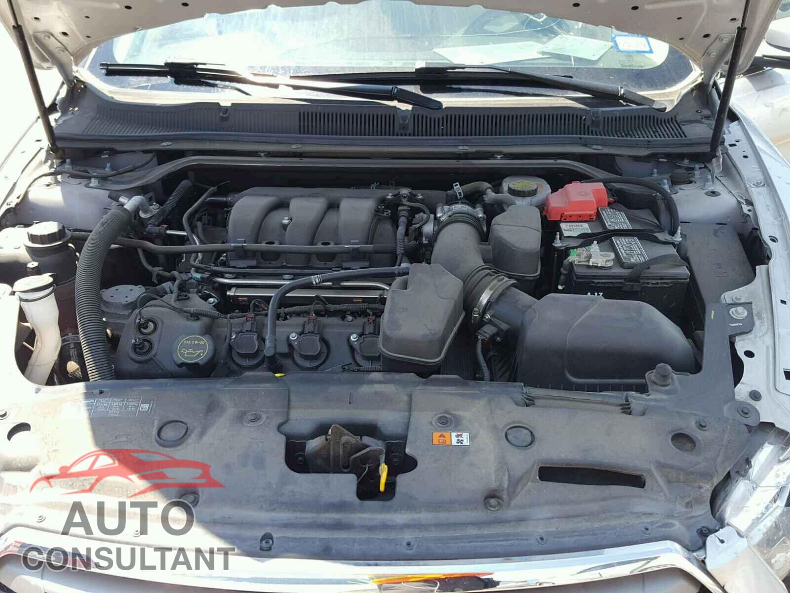 FORD TAURUS 2015 - 1FAHP2E81FG142825