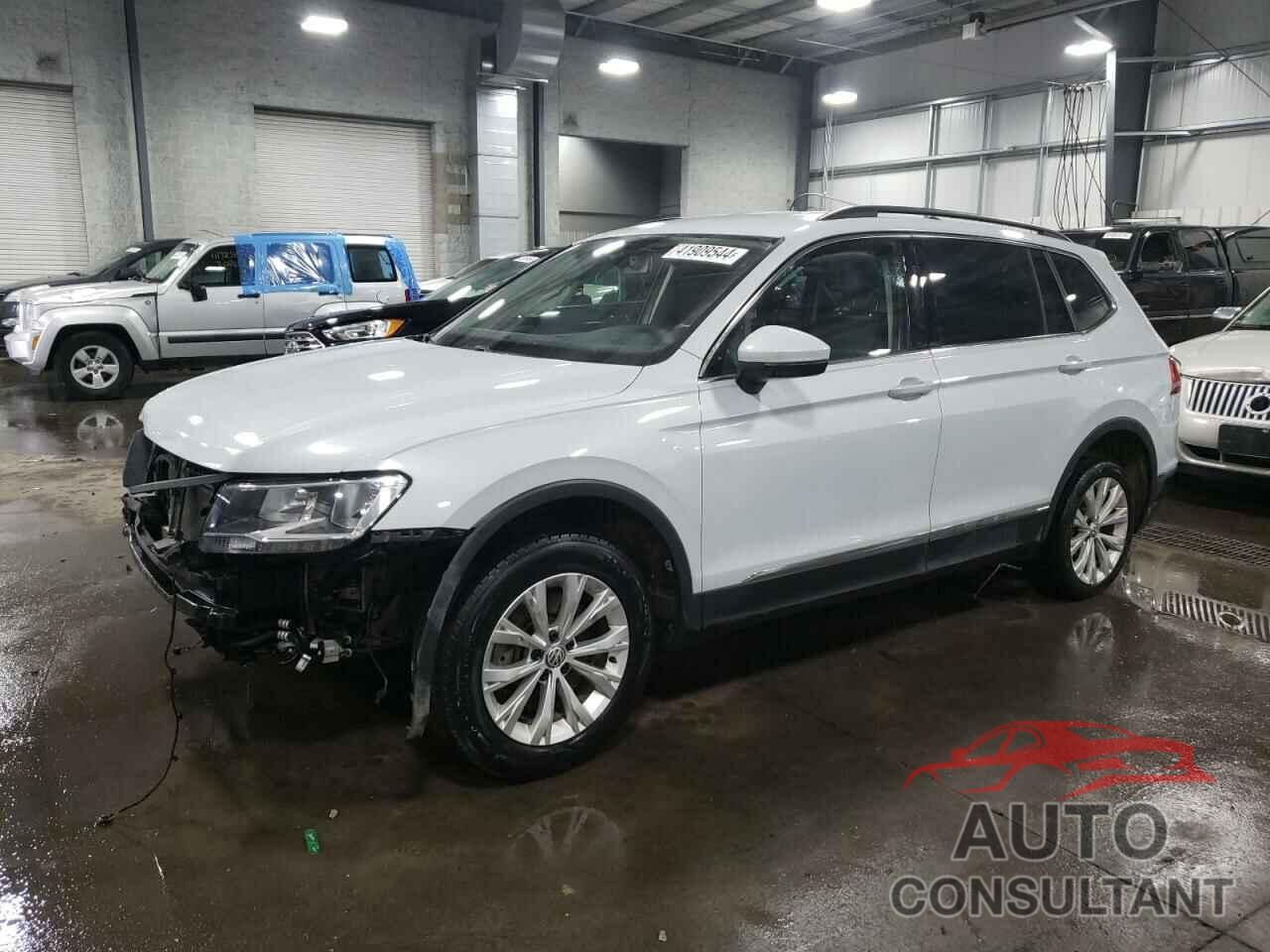 VOLKSWAGEN TIGUAN 2018 - 3VV2B7AX1JM099726