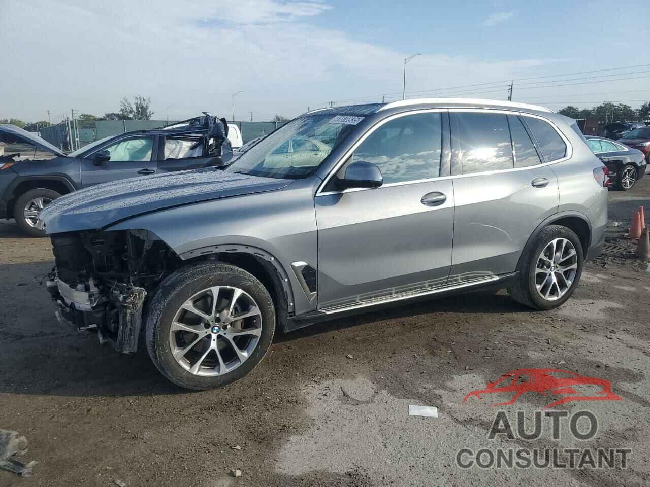 BMW X5 2024 - 5UX13EU03R9U92873
