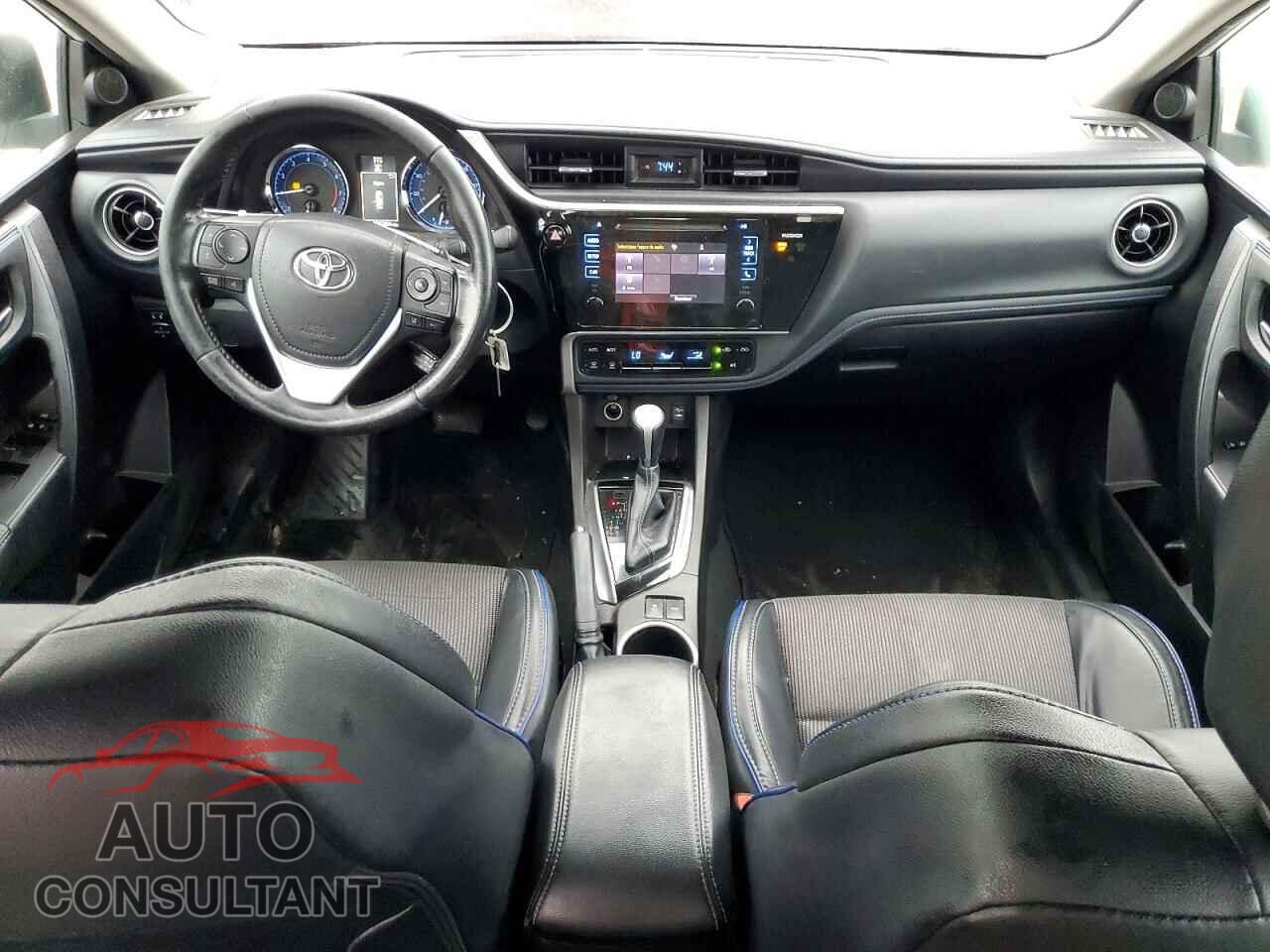 TOYOTA COROLLA 2017 - 5YFBURHEXHP689211