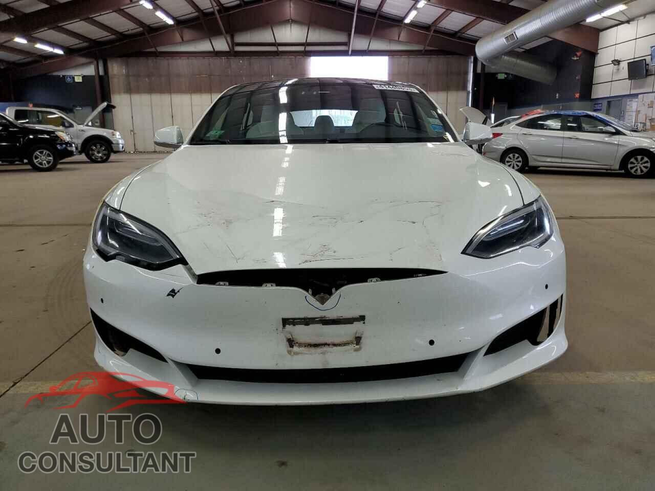 TESLA MODEL S 2017 - 5YJSA1E26HF200996