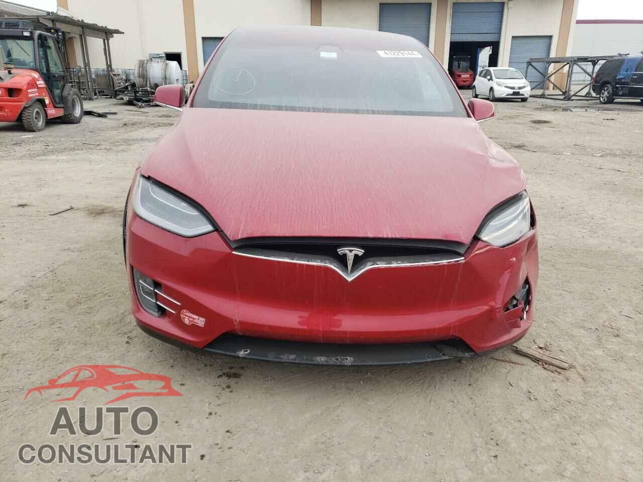TESLA MODEL X 2018 - 5YJXCBE20JF089020