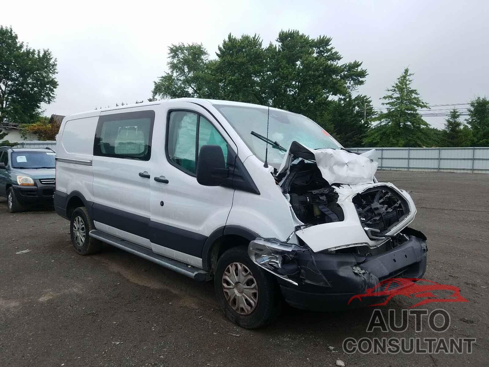 FORD TRANSIT CO 2018 - 1FTYR1YM0JKA99124