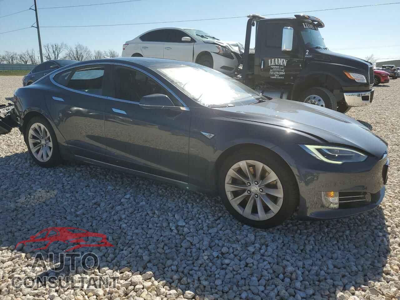 TESLA MODEL S 2016 - 5YJSA1E17GF146923