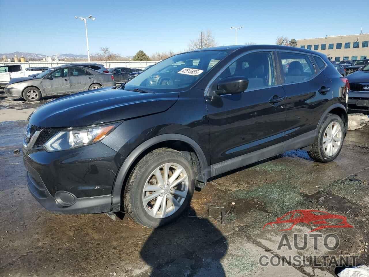 NISSAN ROGUE 2018 - JN1BJ1CR5JW208642