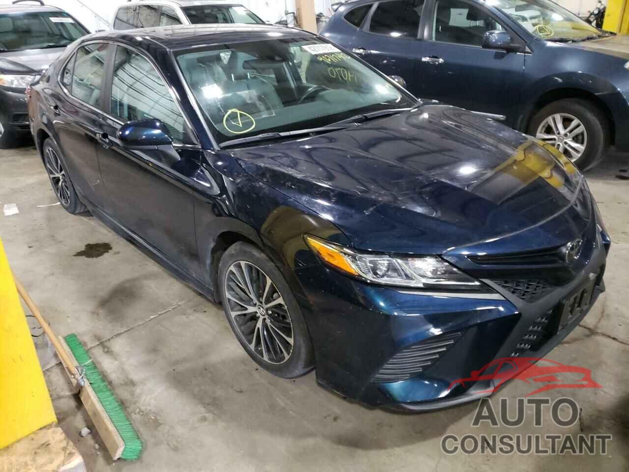 TOYOTA CAMRY 2019 - 4T1B11HK3KU688763