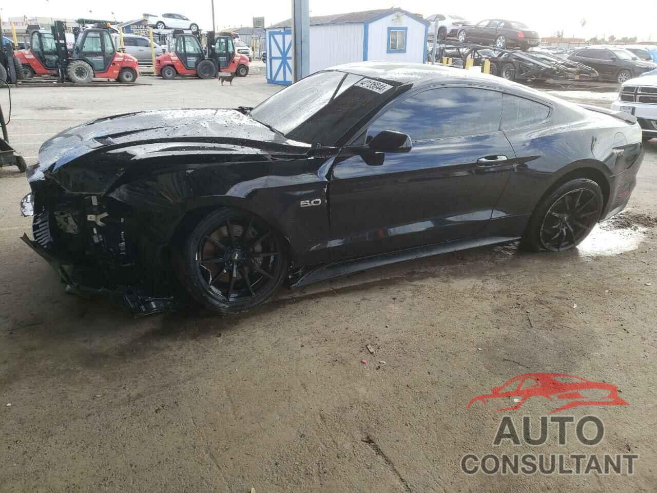 FORD MUSTANG 2021 - 1FA6P8CF8M5120275