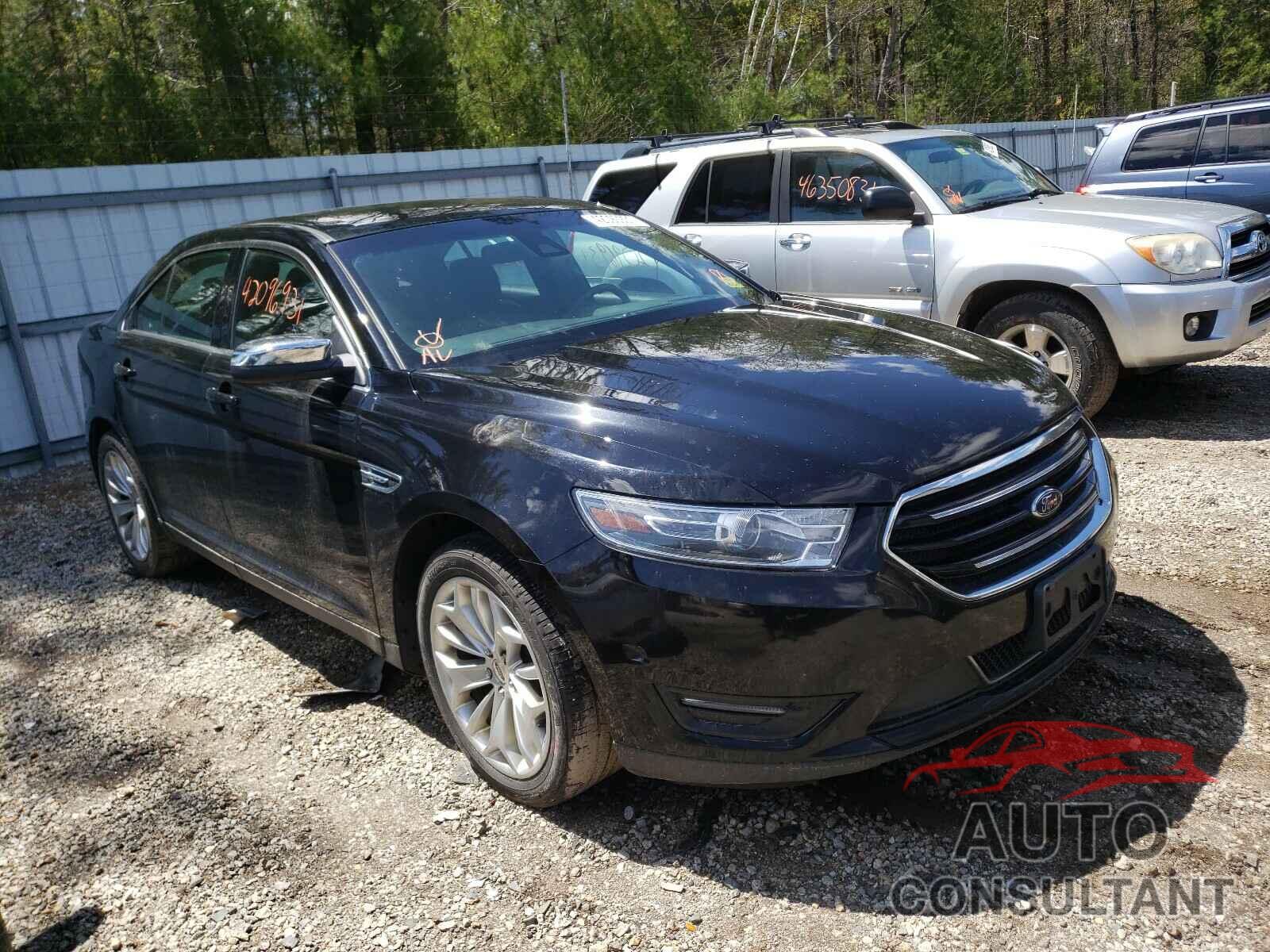 FORD TAURUS 2018 - 1FAHP2F81JG118872