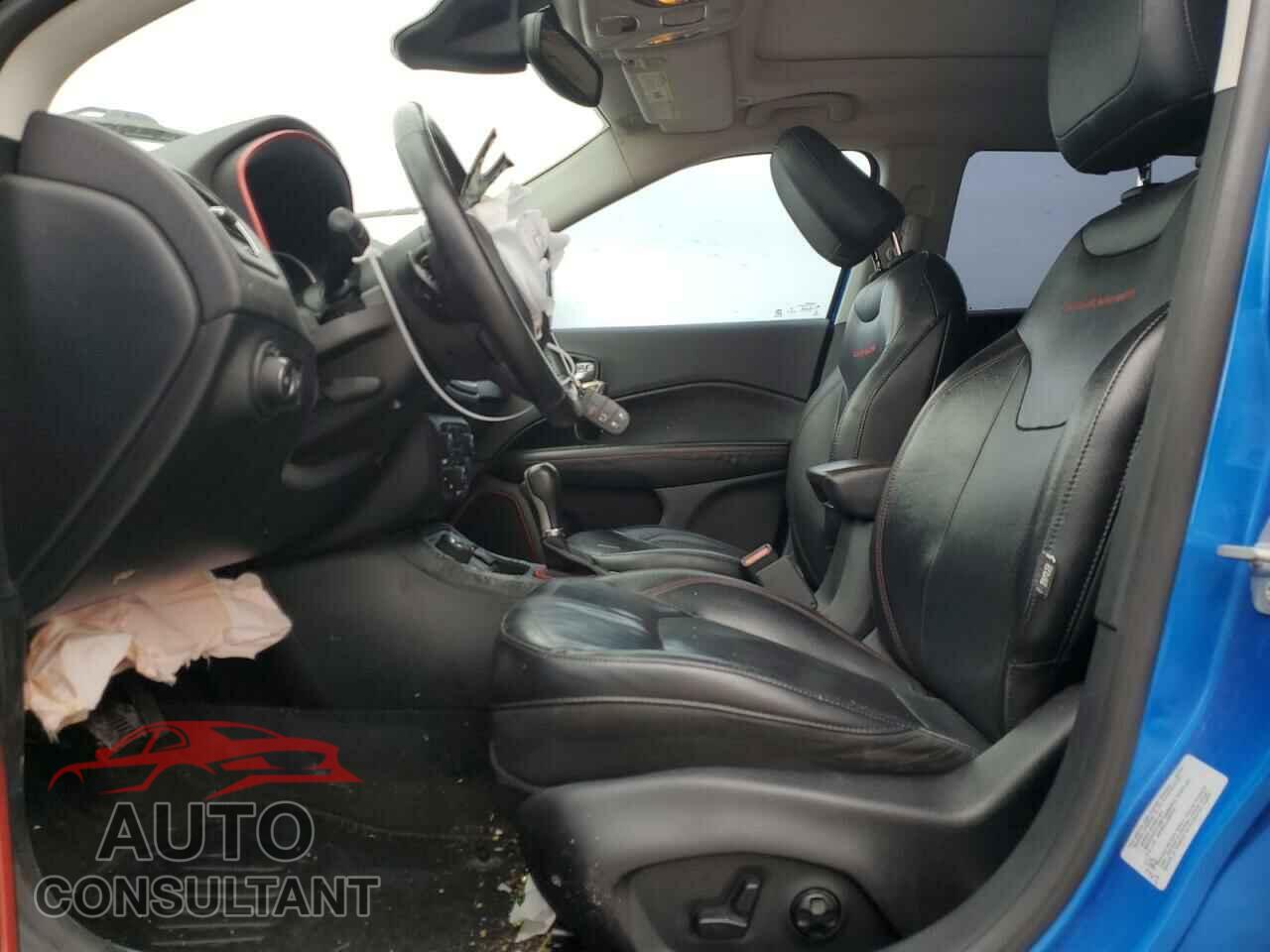 JEEP COMPASS 2018 - 3C4NJDDB5JT128986