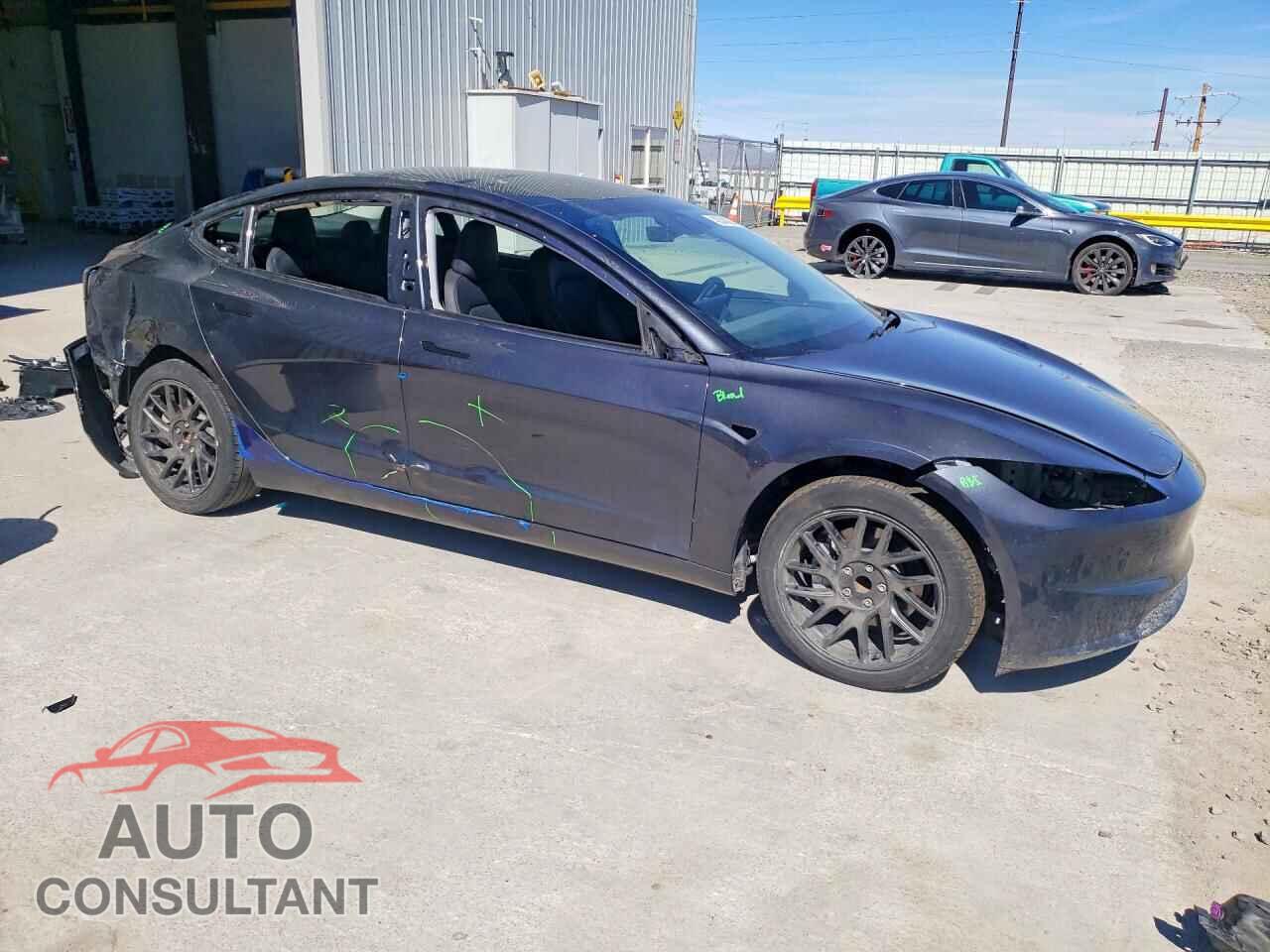 TESLA MODEL 3 2024 - 5YJ3E1EA8RF822842