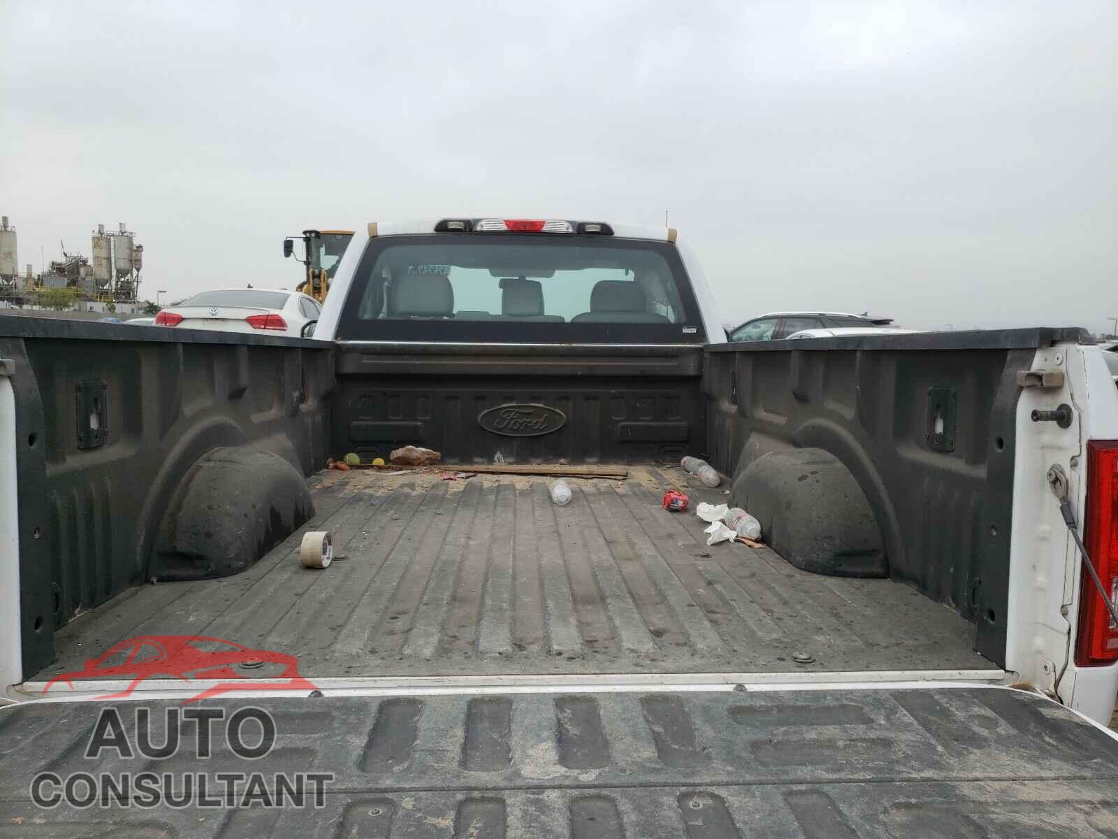 FORD F150 2017 - 1FTMF1E82HKD34177