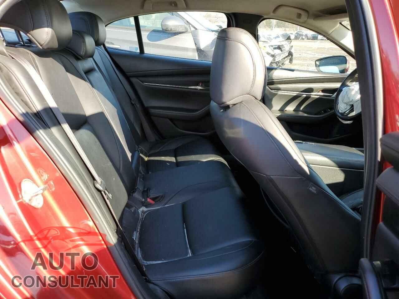MAZDA 3 2019 - JM1BPACL1K1107619