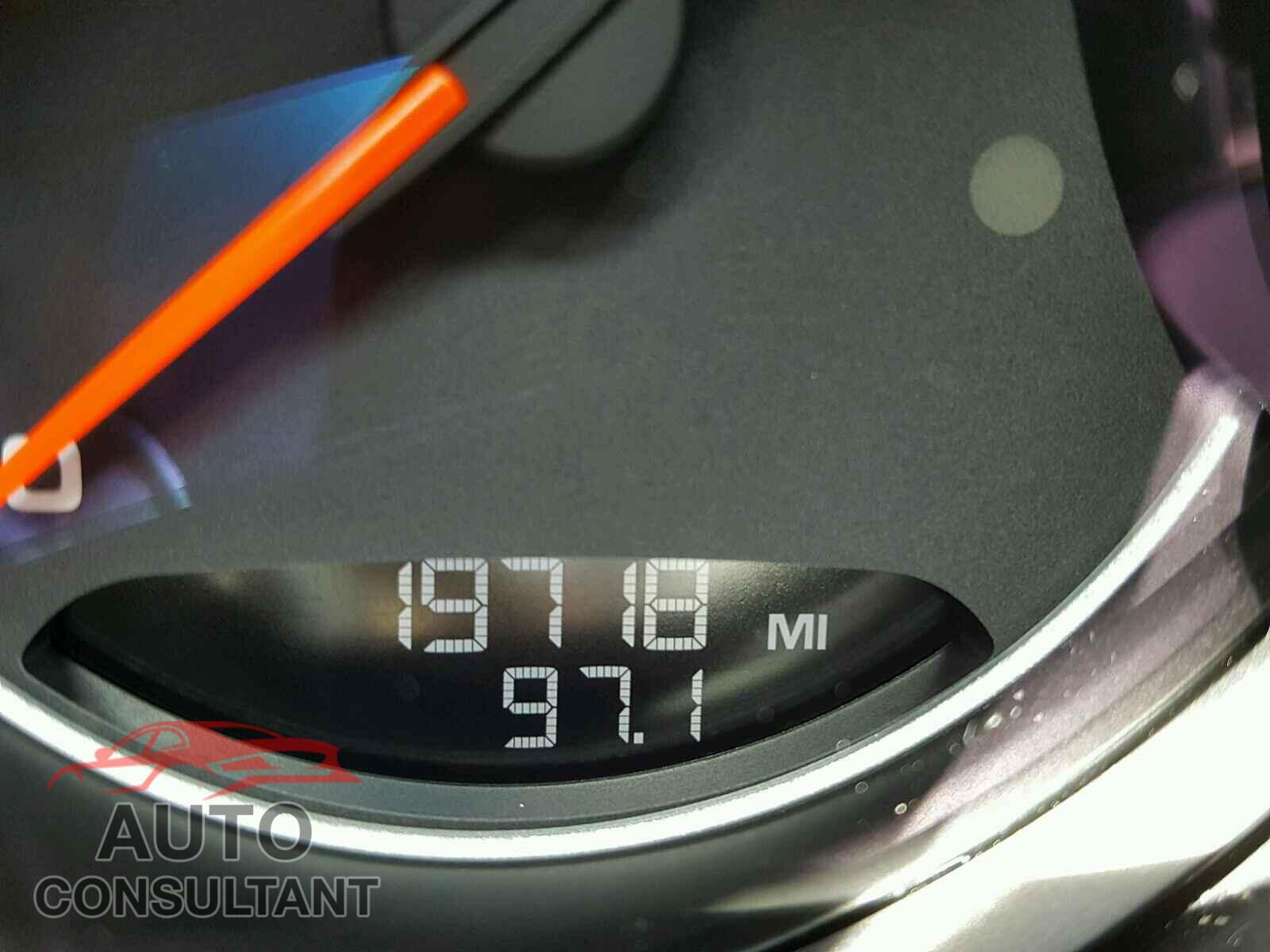 PORSCHE CAYENNE 2016 - WP1AA2A25GLA03982