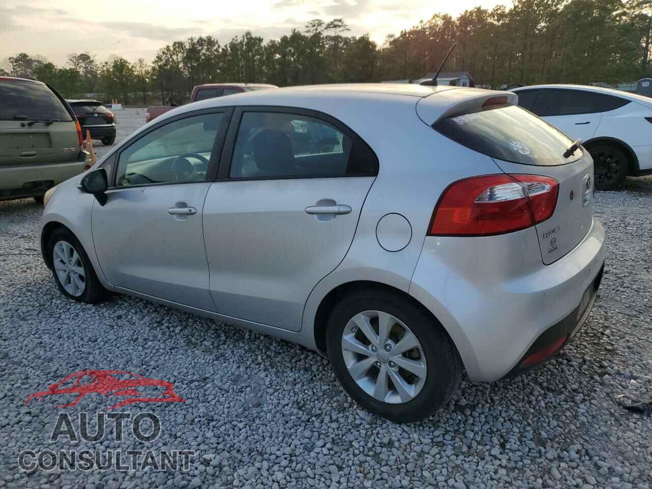 KIA RIO 2015 - KNADN5A33F6428768