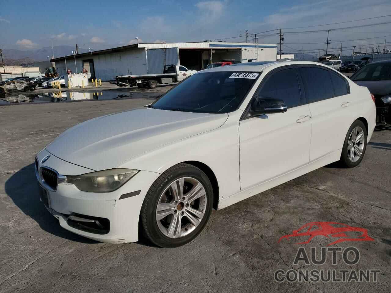 BMW 3 SERIES 2014 - WBA3C1C53EK107568