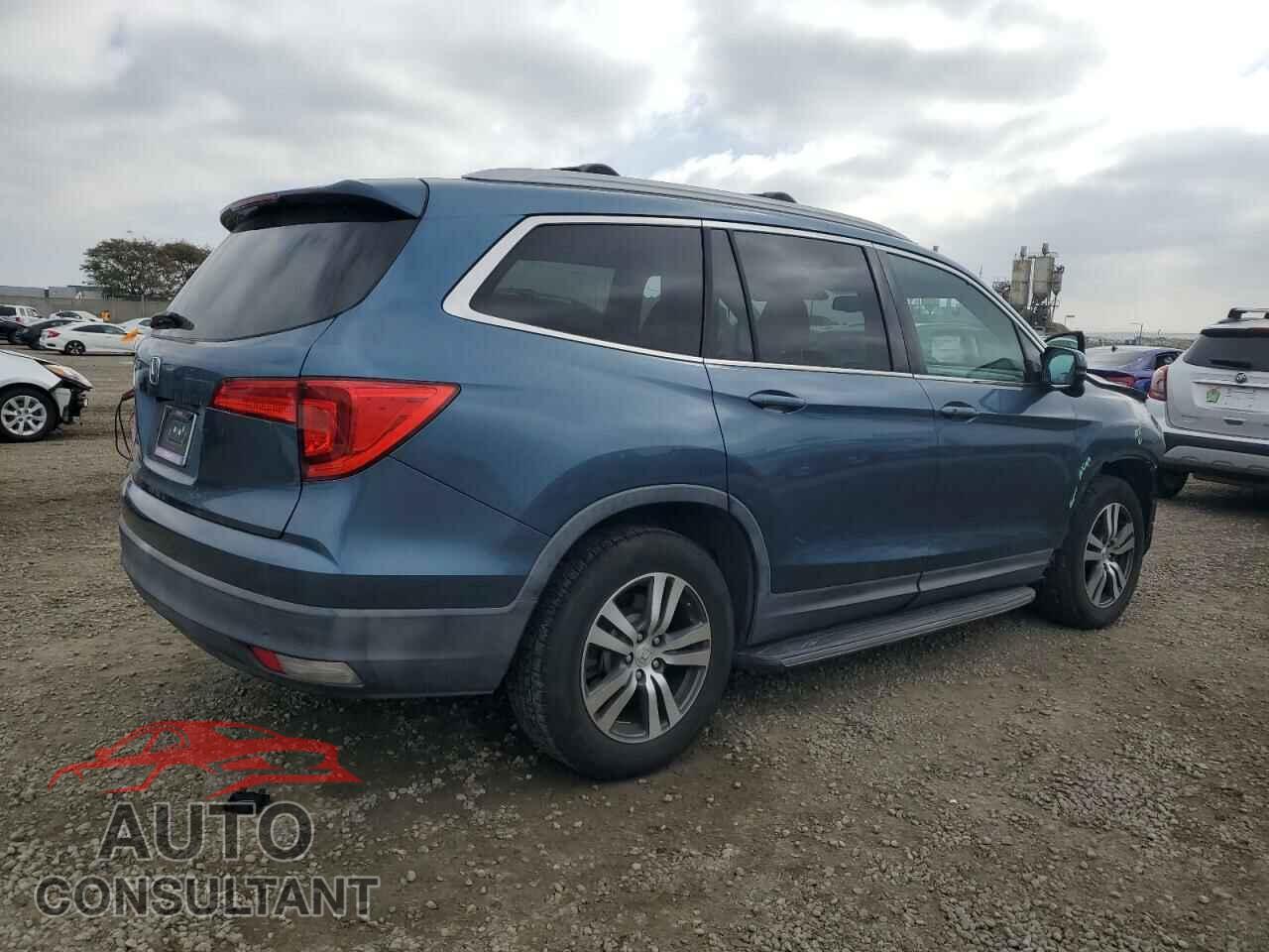 HONDA PILOT 2016 - 5FNYF5H50GB011106