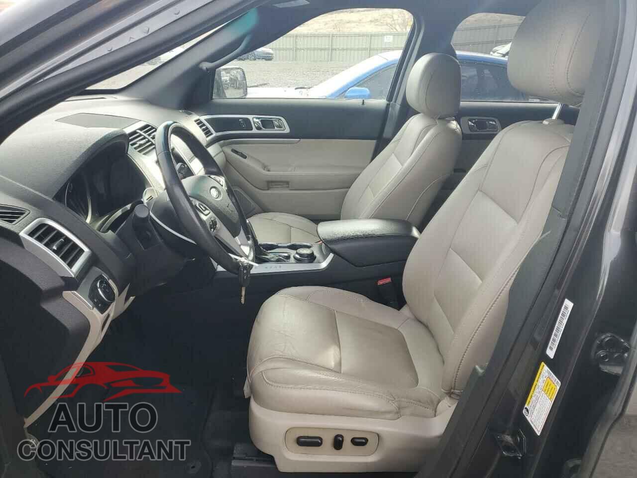 FORD EXPLORER 2015 - 1FM5K8D89FGB11351