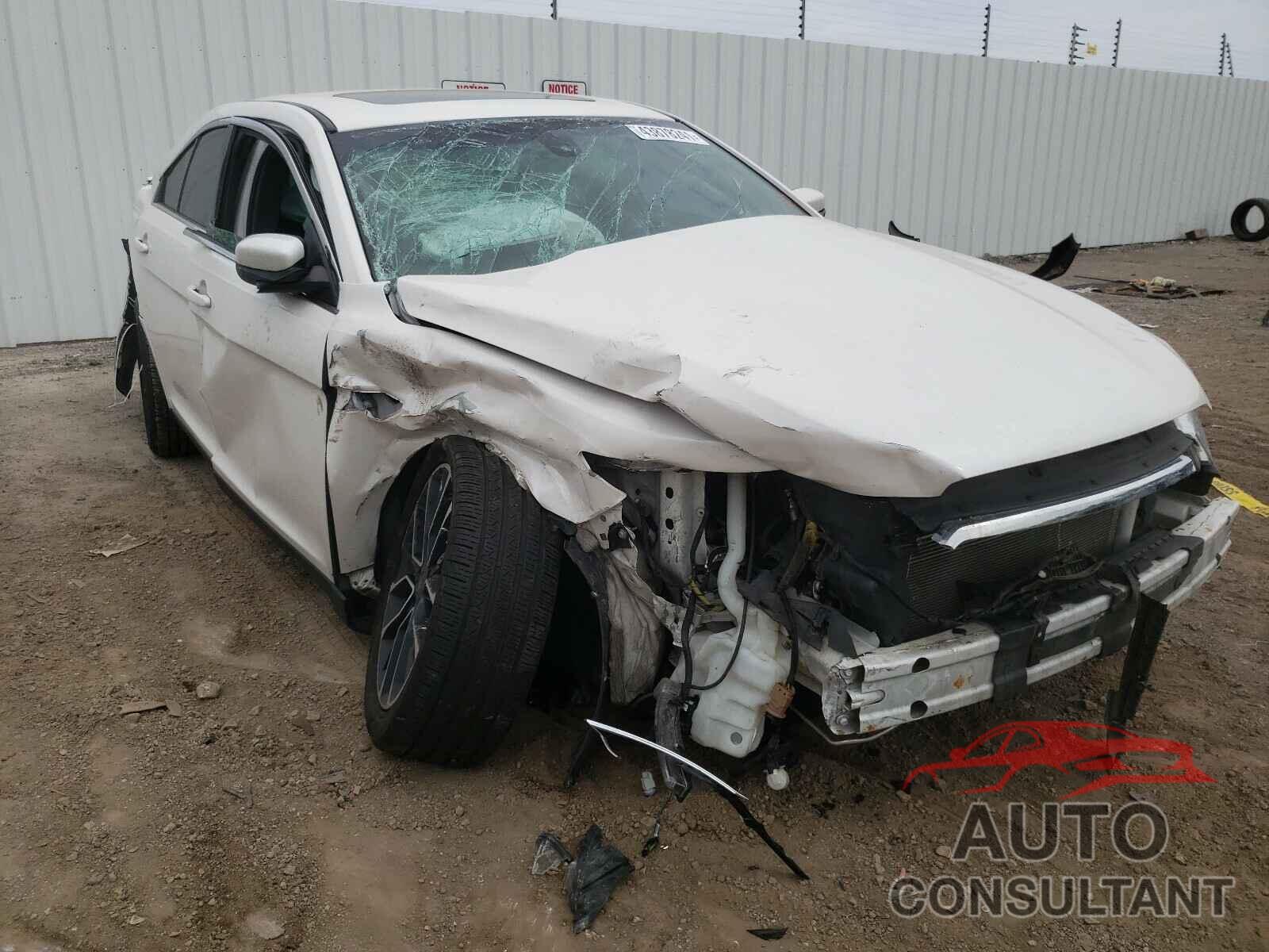 FORD TAURUS 2017 - 1FAHP2E87HG137230