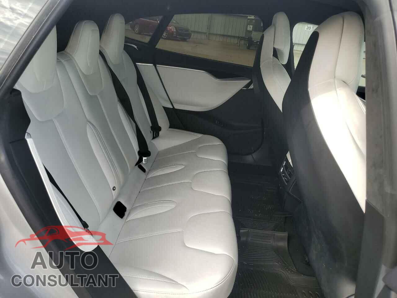 TESLA MODEL S 2017 - 5YJSA1E15HF183924