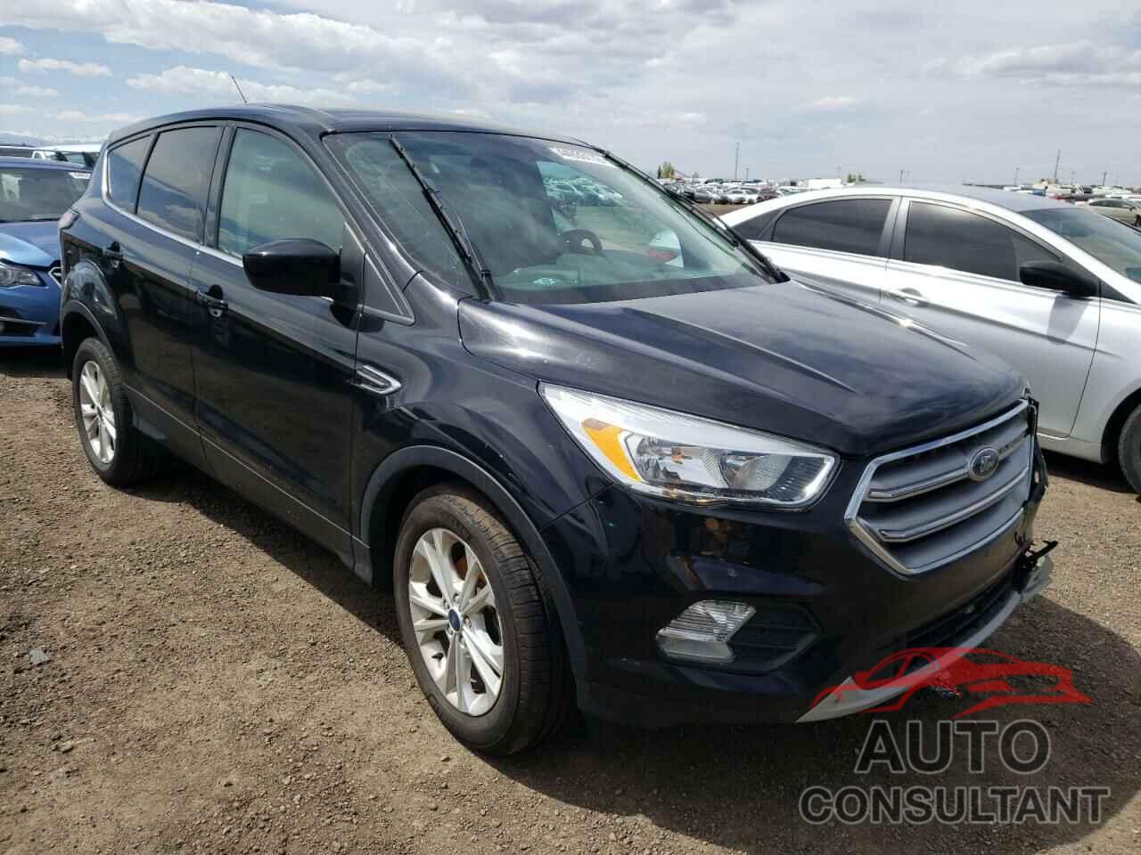 FORD ESCAPE 2017 - 1FMCU0GD6HUC47548