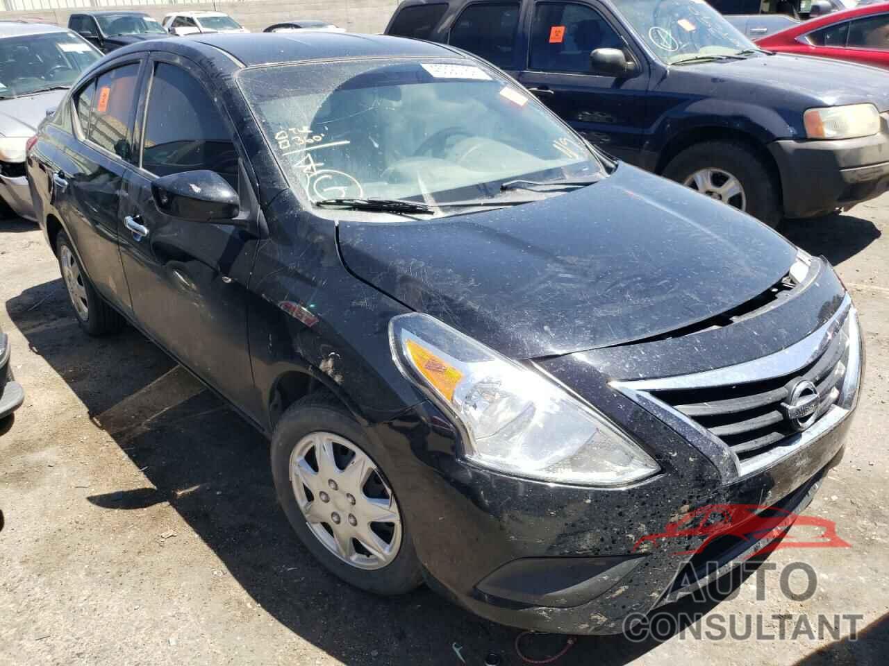 NISSAN VERSA 2018 - 3N1CN7APXJL872650