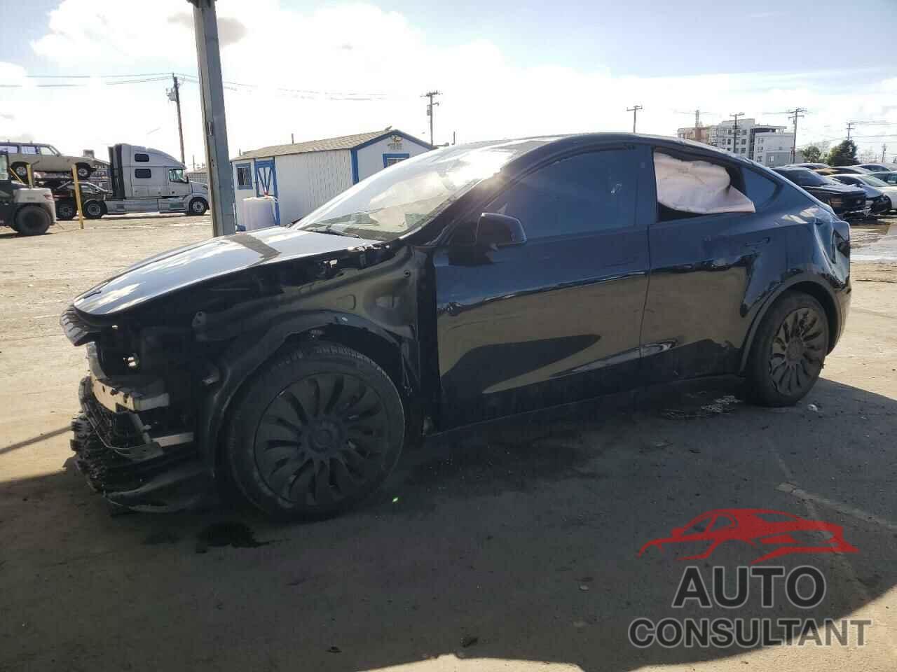 TESLA MODEL Y 2024 - 7SAYGDEE1RA247973