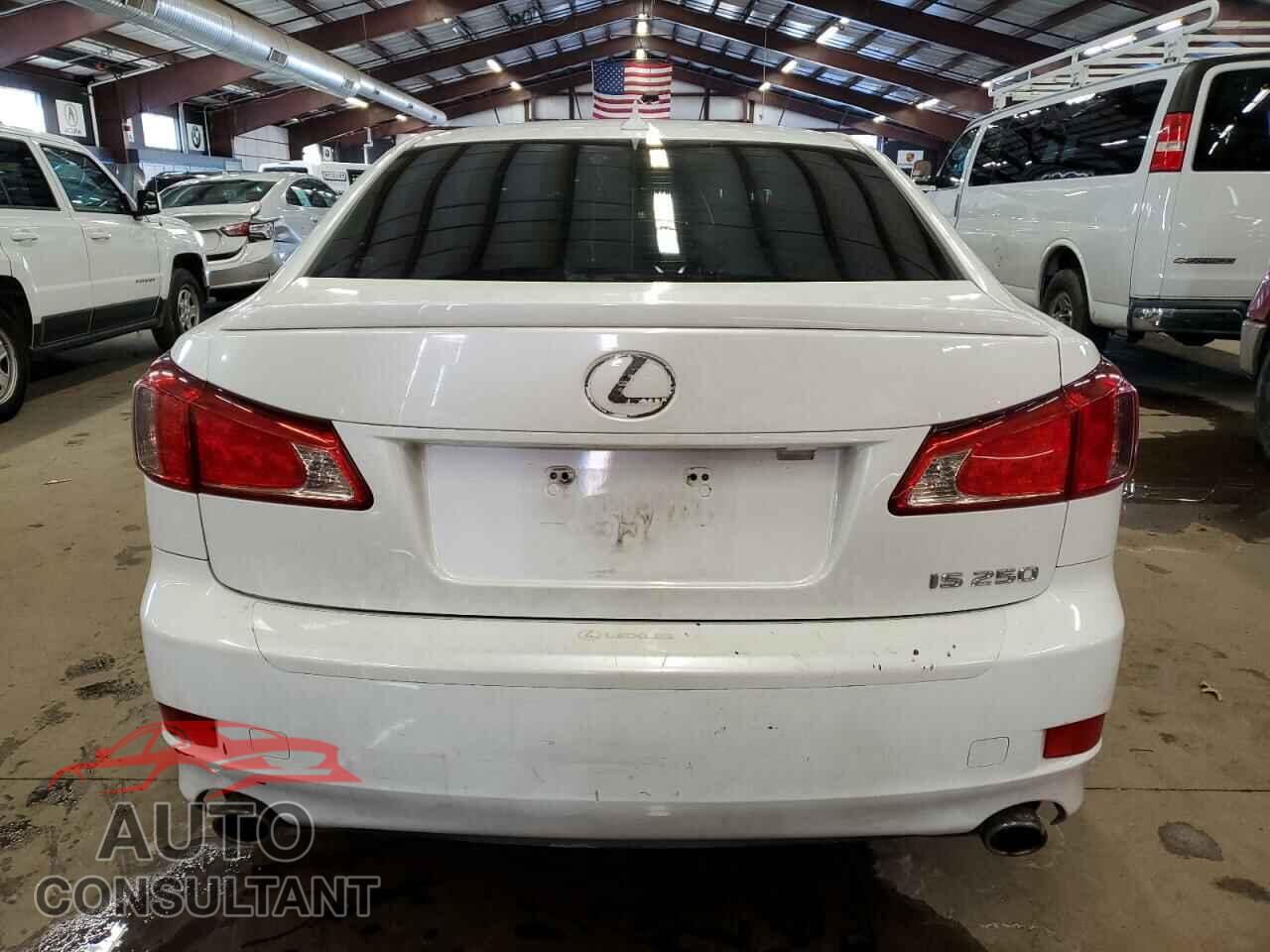 LEXUS IS 2012 - JTHBF5C27C5163395