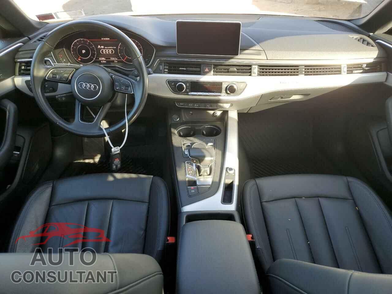 AUDI A5 2018 - WAUBNCF50JA042904