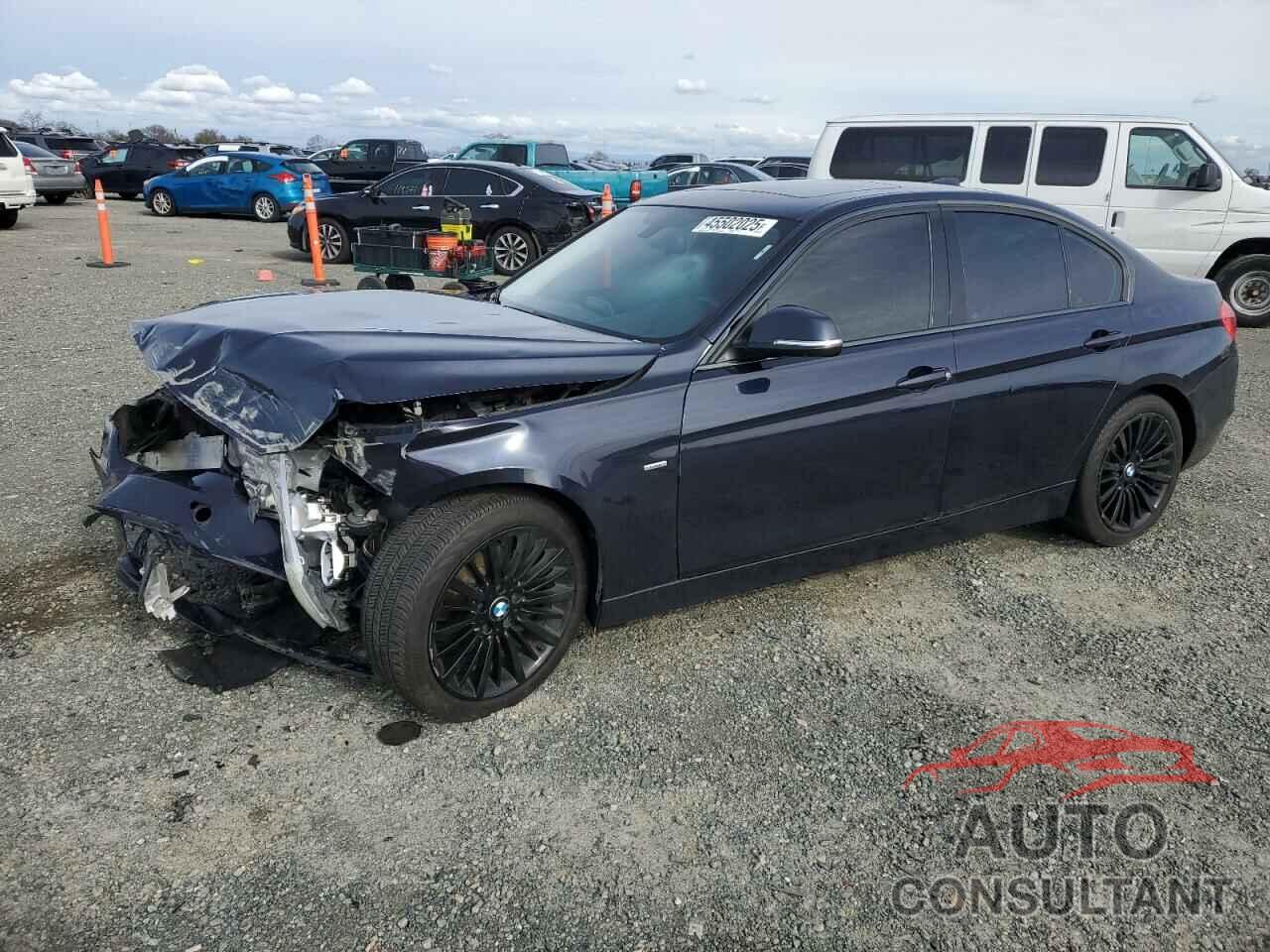 BMW 3 SERIES 2013 - WBA3C1G55DNR46628