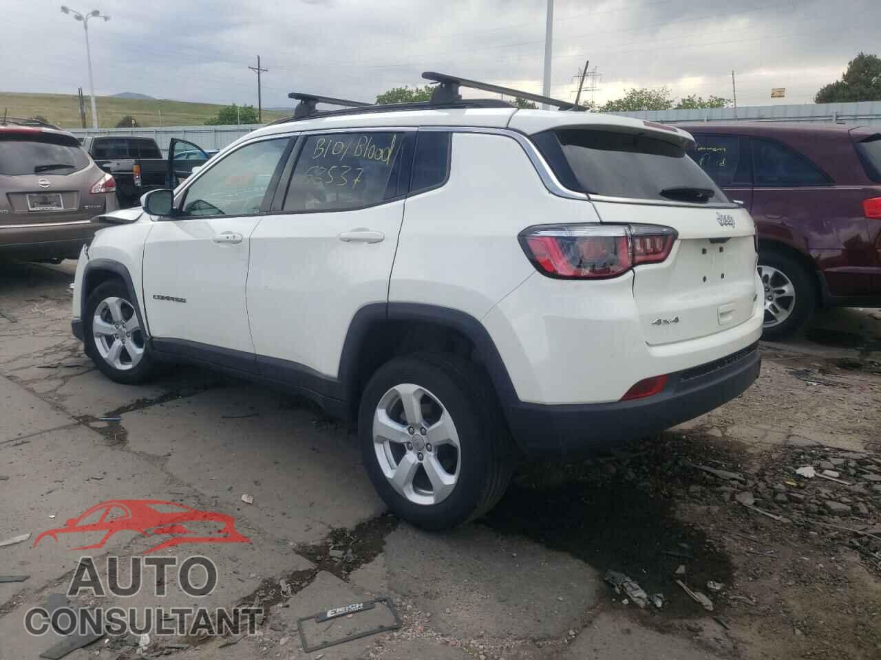 JEEP COMPASS 2018 - 3C4NJDBB3JT284639