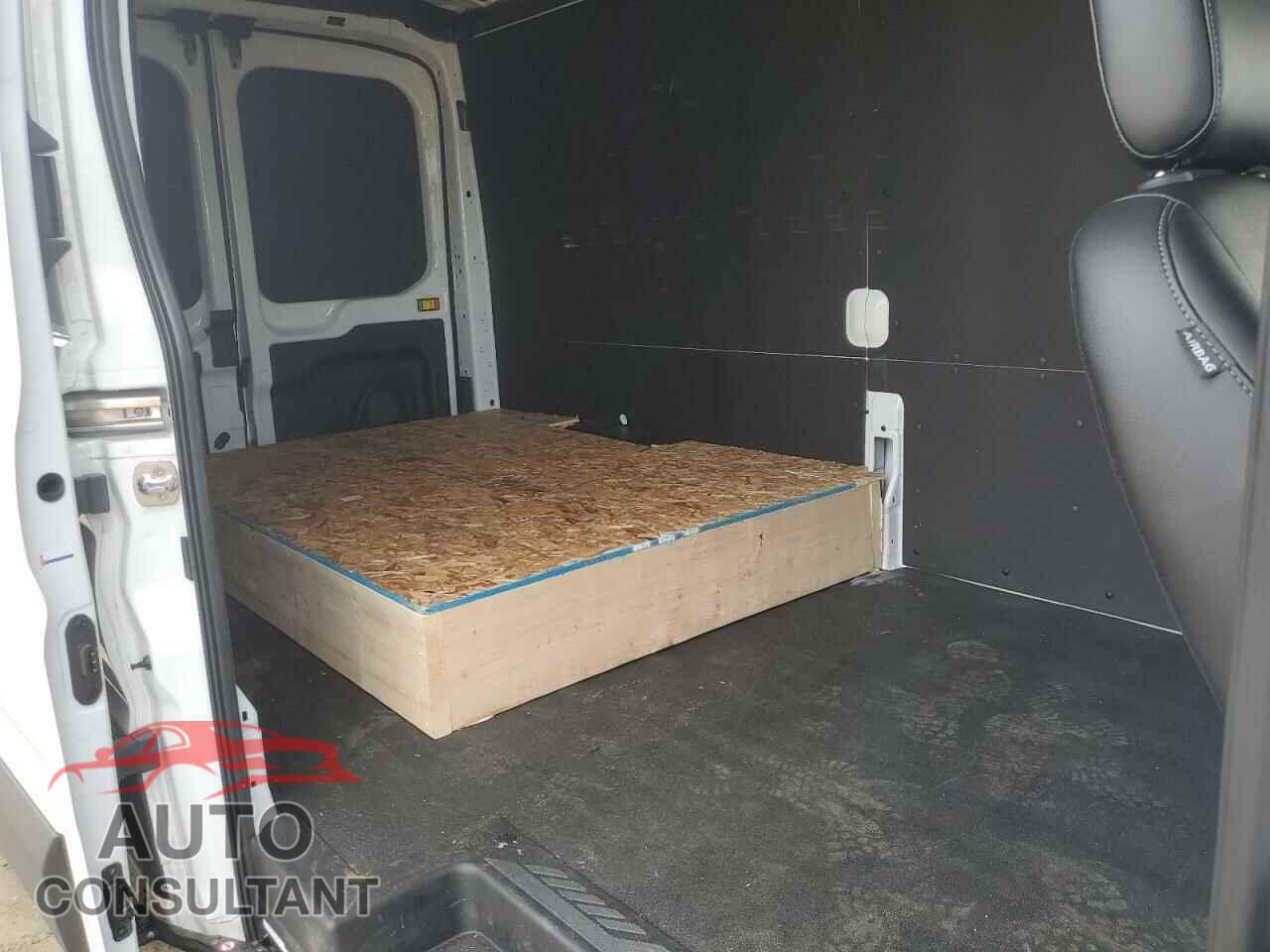 FORD TRANSIT 2023 - 1FTBR1C8XPKB20876