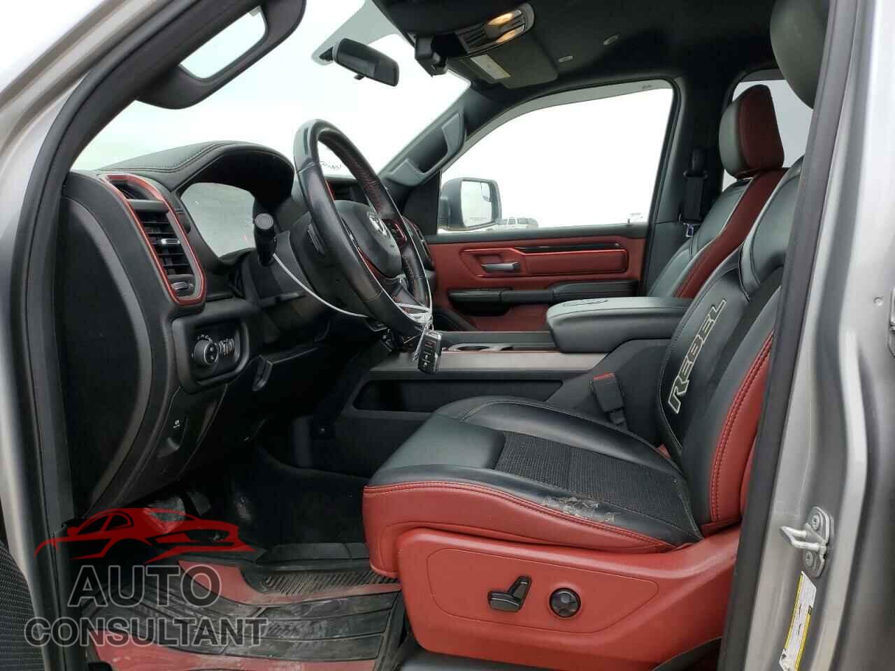 RAM 1500 2019 - 1C6SRFET0KN841074