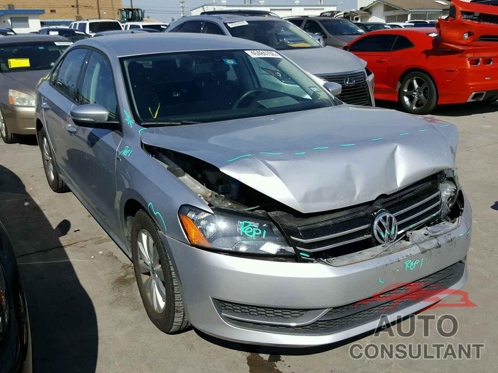 VOLKSWAGEN PASSAT 2015 - 1VWAT7A36FC023316