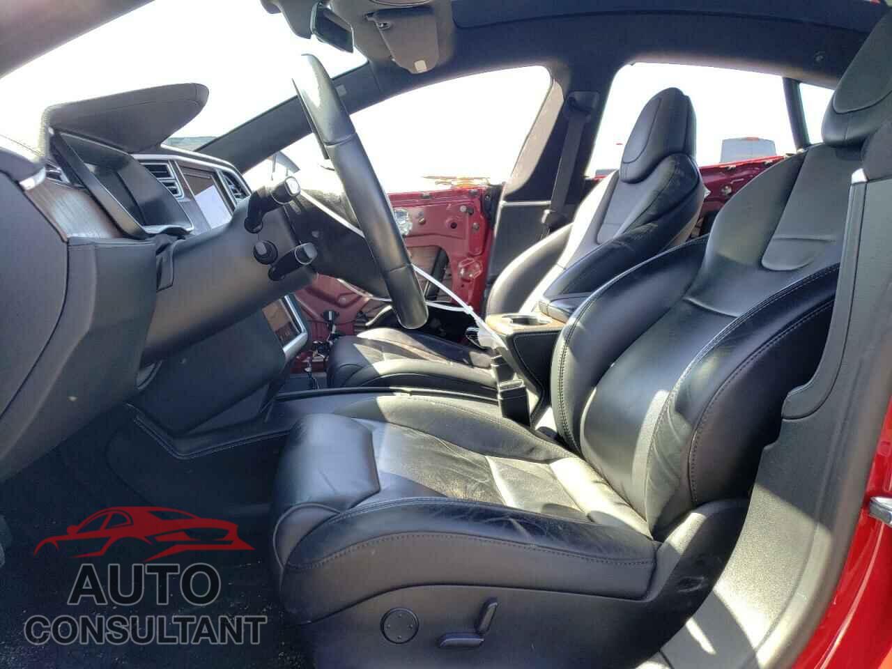 TESLA MODEL S 2017 - 5YJSA1E17HF196531