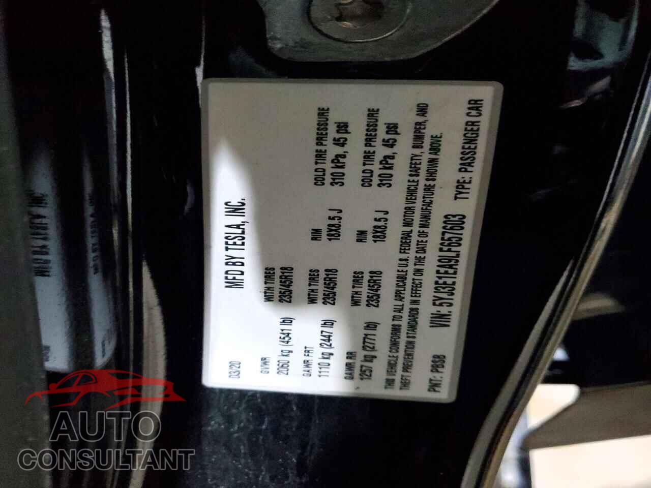 TESLA MODEL 3 2020 - 5YJ3E1EA9LF657603