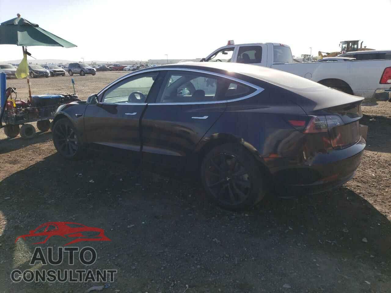 TESLA MODEL 3 2018 - 5YJ3E1EA7JF060320