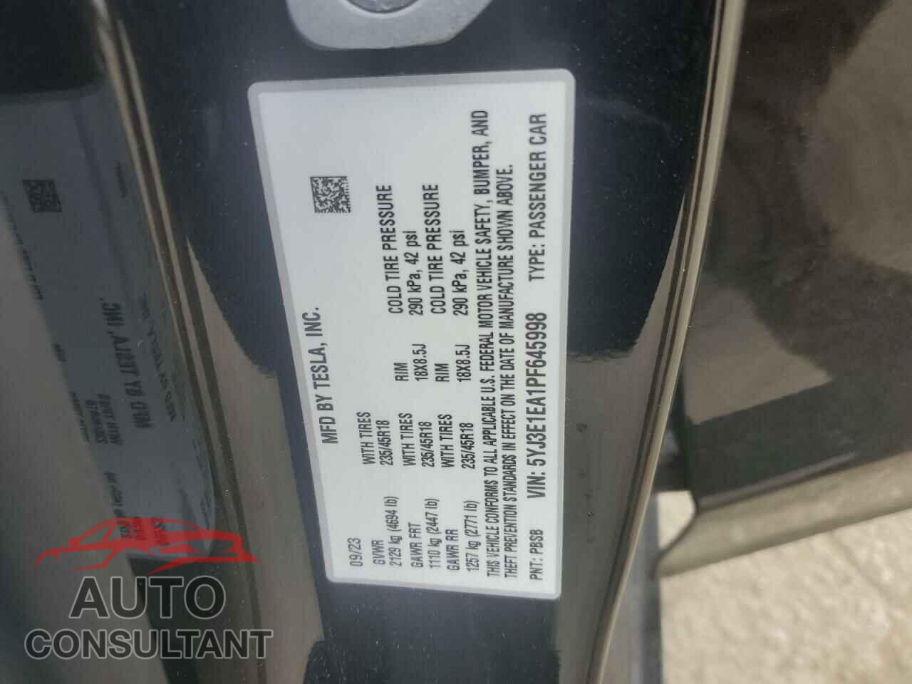 TESLA MODEL 3 2023 - 5YJ3E1EA1PF645998