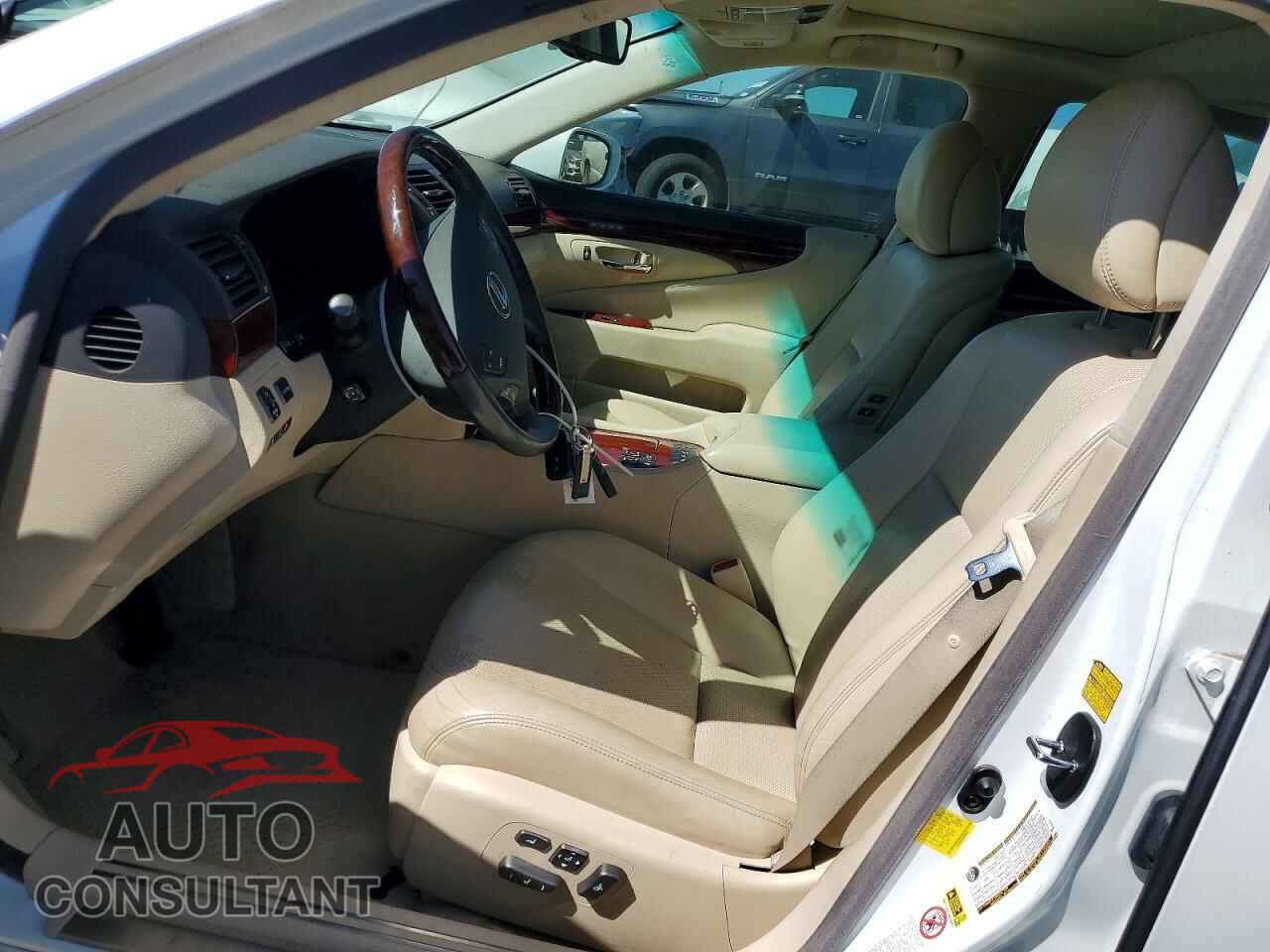 LEXUS LS500 2011 - JTHGL5EF4B5044538