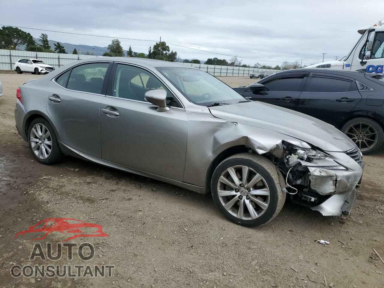 LEXUS IS 2016 - JTHBA1D26G5010065