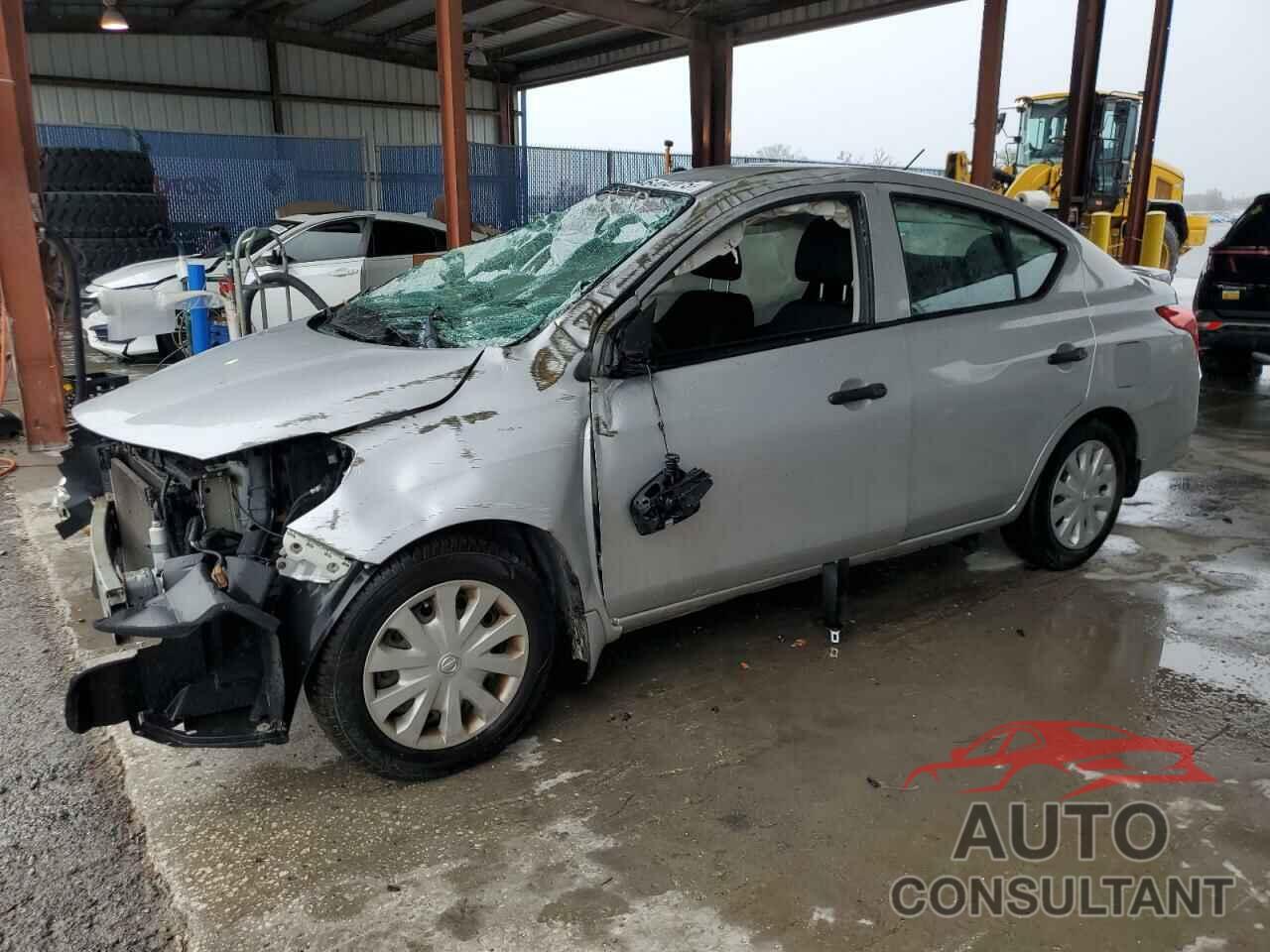 NISSAN VERSA 2018 - 3N1CN7AP4JL887905