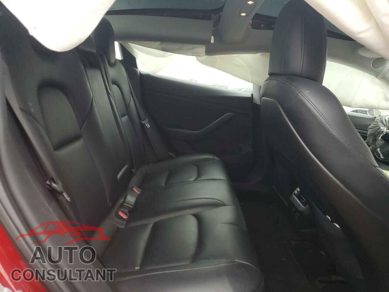 TESLA MODEL 3 2019 - 5YJ3E1EAXKF197253