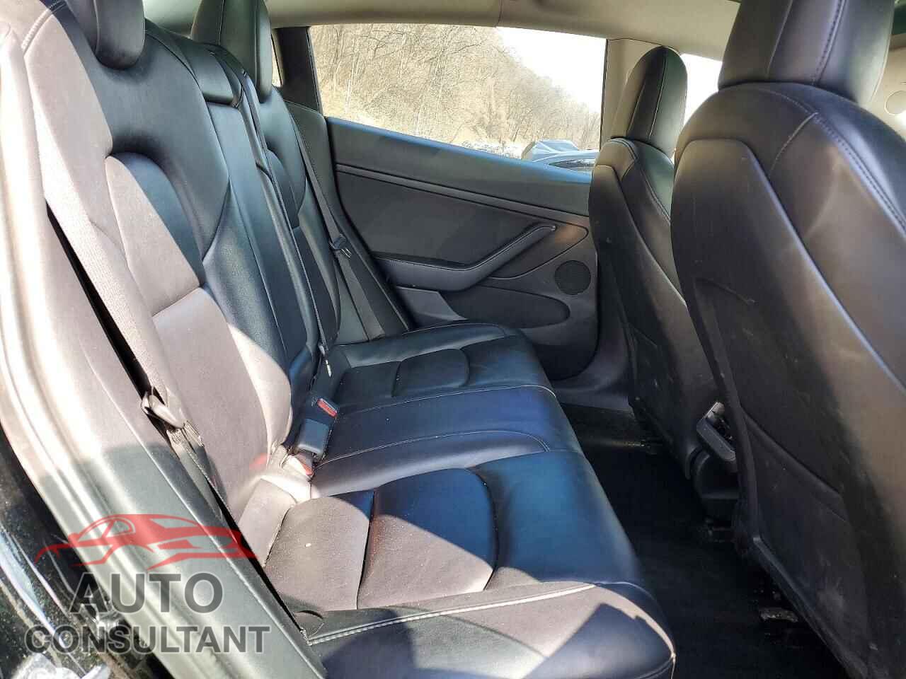 TESLA MODEL 3 2022 - 5YJ3E1EA3NF188883