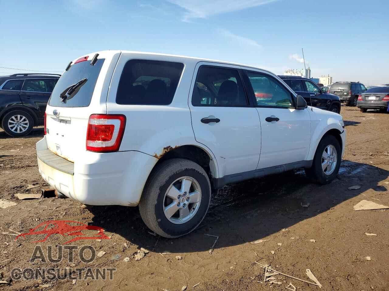 FORD ESCAPE 2010 - 1FMCU0C72AKD11960